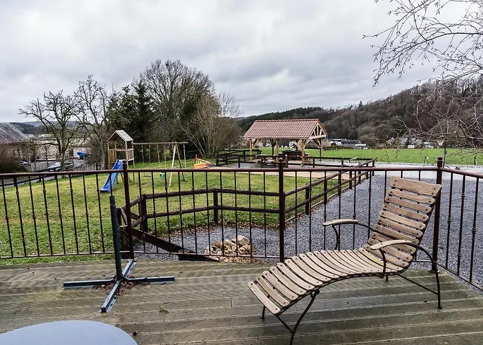 Holiday home Lovely, Colourful For Small Families *